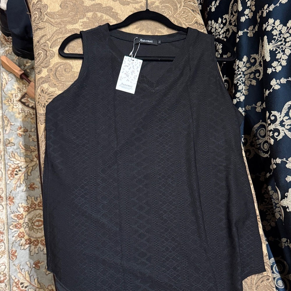 Elegant Black Sleeveless Top by Kasper